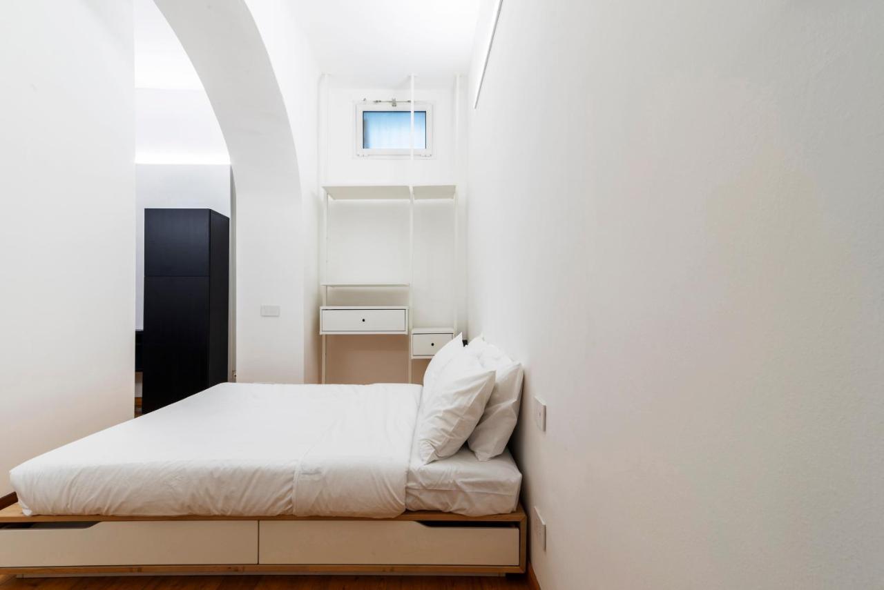 Luvi - Vigevano Milan Bagian luar foto